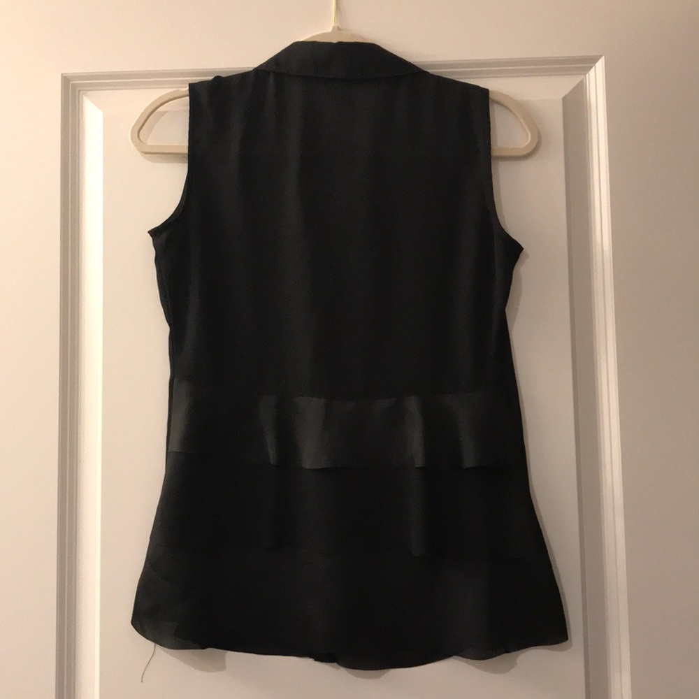 Button down - Picture 3 of 4